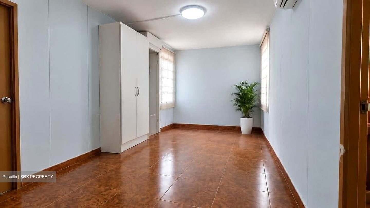 Hougang Avenue 9 (Hougang),  #637828431